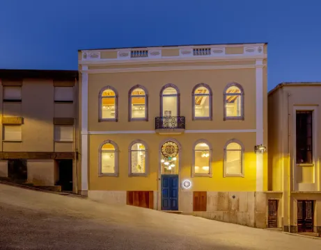 巴查雷斯迷人之屋