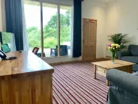 The Waterfront Lodges Hotel a Nuneaton and Bedworth District