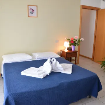 Room in Apartment - Two-Room Apartment