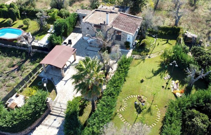 Villa Piana - Con Piscina ed Ampio Giardino Privato