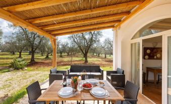 2770 Uliveto Valeria - Trullo Melograno by Perle di Puglia