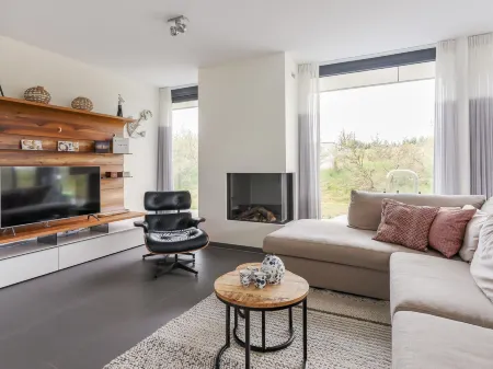 Seaside Getaway with a Beautiful Garden