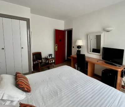 Hotel Colbert Hotel di Ascain