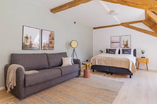 Limehome Dachau Konrad-Adenauer-STR