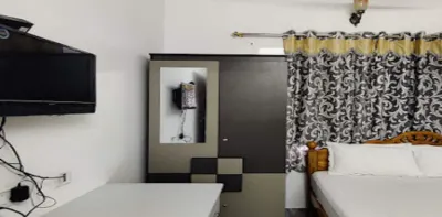 Guru Vela Homestay Hotels in Vilpatti