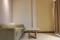Modern Studio at Apartment Grand Setiabudi