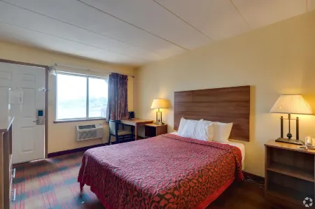 I-80 Inn & Suites Отели в г. Давенпорт