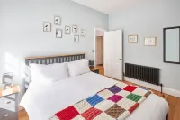 Host & Stay - the Old School House