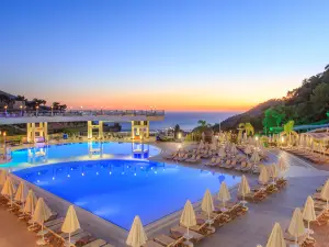 ออร์กา ซันไลฟ รีสอร์ท โรงแรม และ อะควาปาร์ค