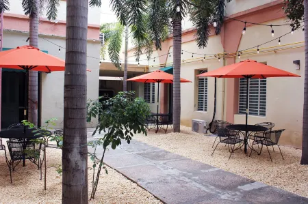 Gladiolas 1205 Отели в г. Понсе