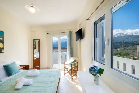 Glikanisos House Nipos - Ideal for Hikers and Families 2Bd, 6pl. 10Min to Beach