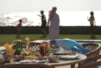 Al Nawras Island Resort