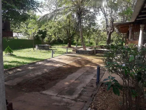 Ladun Sigiri Villa Hotels in Kimbissa