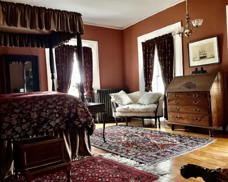 Oakcliff Bed and Breakfast Hotels in Halfmoon