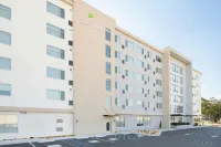 Element Savannah Midtown Hotels in Savannah