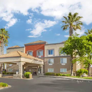 Best Western Plus Villa Del Lago Inn