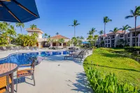 Ground floor condo with WiFi, lanai, shared pool, pool spa, hot tub, tennis Hotels in Puako