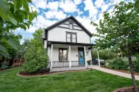 Charming Retreat with Fenced Yard & Garden Views Hotels in Littleton