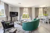 Palm Springs View Paradise with Large Pool and SPA.