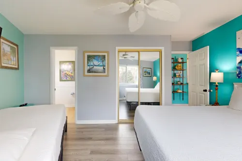 Ground-floor condo in great locale with pool, fast WiFi, W/D - snowbird-friendly Hotels in Miramar Beach