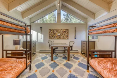 Cozy & contemporary, family-friendly home w/ free WiFi & a private washer/dryer
