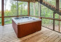 Stunning Mountain Escape with Hot Tub & Tesla Charger Hotels in Blue Ridge