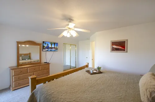 Extravagant Views and Shared Pools - Stylish Southern Utah Retreat