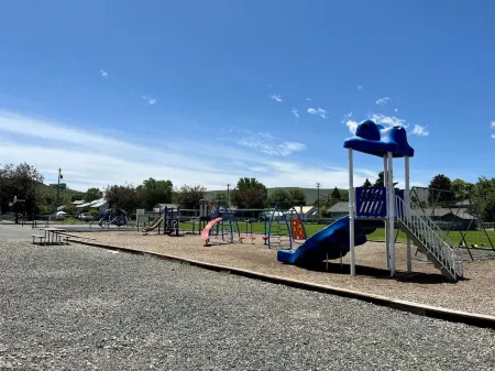 Inviting Patio and Cozy Living Area - Charming Rustic Retreat