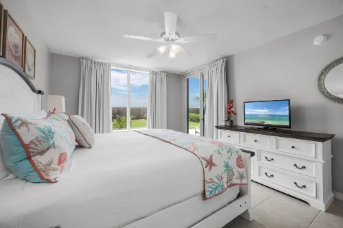 Beachfront Access with Pool and Free Fun Included - Stunning Oasis