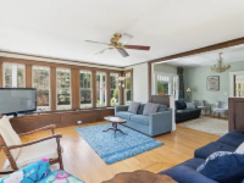 A historic treasure in Southern Maine, very unique and spacious Hotels in Biddeford