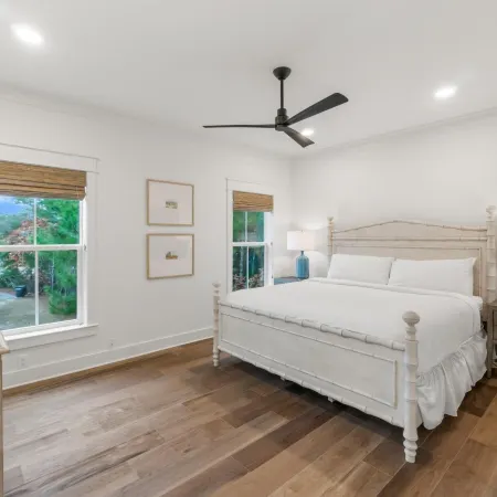 Magnolia Serenity