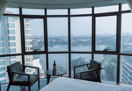 1. 레전드 웨스트레..