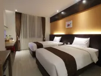 Ardan Hotel Hotel dekat (pusat perbelanjaan) Paris van Java