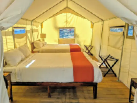 Wildhaven Yosemite Glamping Hotels in Mariposa County