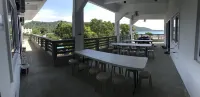 Seabreeze Beach Lodge