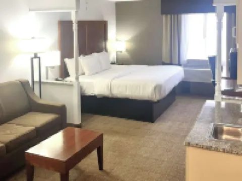 コンフォート イン & スイーツ ジャクソン ノース ブラックマンのホテル