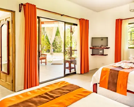 Hotel Villas Rio Mar Hotels in Dominical