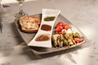 NALU Latchi Leonardo Limited Edition - breakfast