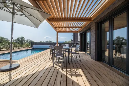 Résidence Pierre & Vacances Premium les Terrasses d'Arsella