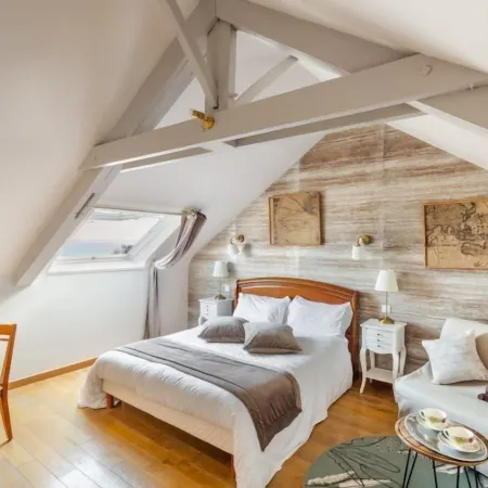 La Metairie du Vauhariot - Chambres de Charme Vue Mer - Piscine Intérieure Chauffée