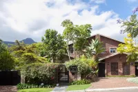Aziza Guest House