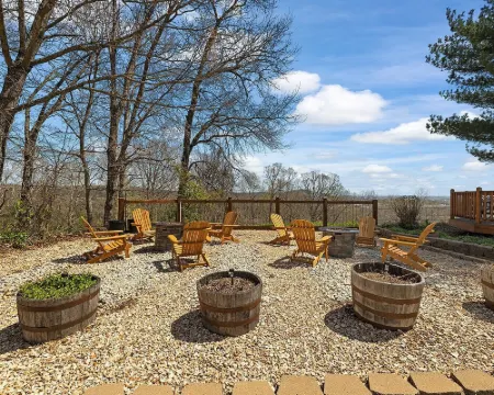 The Bradford Hotels in Stone County