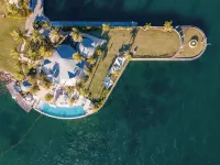 The Bannister Hotel & Yacht Club - 4-Star