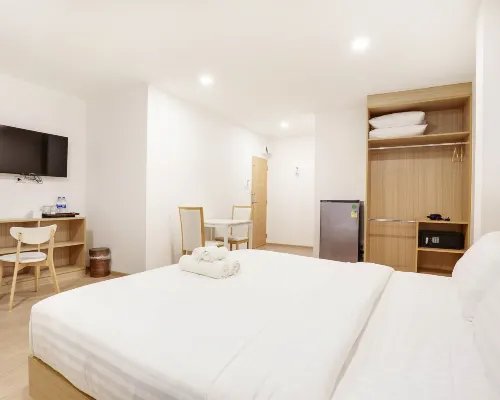 Takka Hotel -  Bangna Hotels near BITEC Bang Na