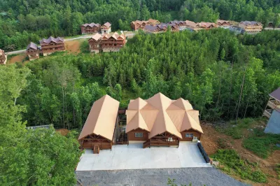 Ridge View by AvantStay15Mins from Pigeon Forge w Pavilion Indoor Pool Hot Tub Отели рядом с достопримечательностью «Саглендс Вэлли Нейчер Трейл Паркинг»