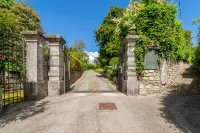 Villetta Camelia With Garden by Wonderful Italy - Bungalows