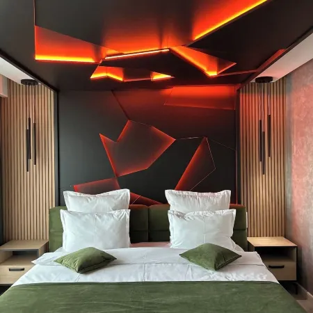 Monarc Boutique ApartHotel - Self Check-IN