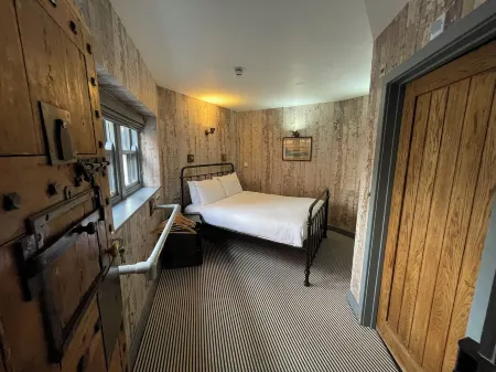 The Black Hole Отели в г. Винчестер