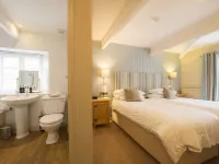 The Old Custom House Hotels in Padstow