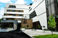 Hotel Royal Putnik Hotels in Буяновац